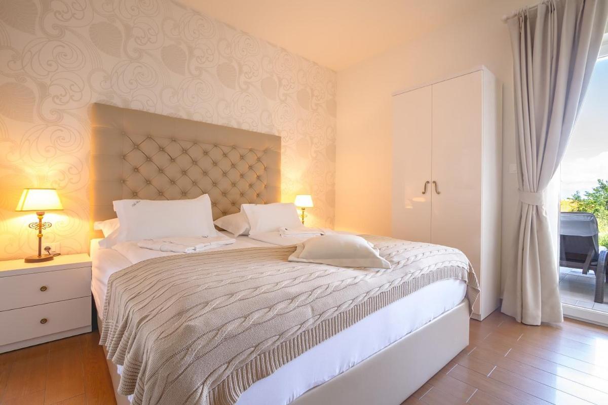מאלינסקה Luxury Apartments Villa Luce מראה חיצוני תמונה